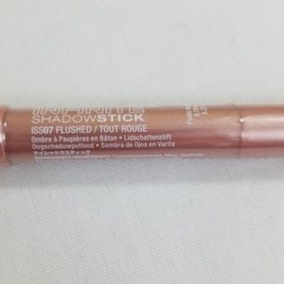 NYX Flushed Eyeshadow Stick Nude Waterproof - Picture 2 of 2